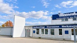 Hauptbild Halle / Ausstellung mit B�ros an der Hansestra�e